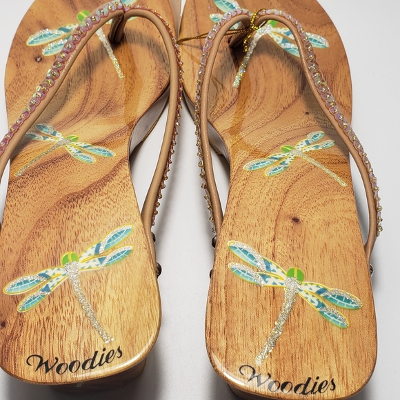 Dragonfly Woodies Wood Thong Heeled Sandals Size 9 With Sequin Straps - Picture 4 of 8